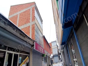 Satılık çok uygun fiyata 4 katlı Dükkan,