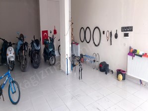 KAĞIZMANDA SATILIK İKİ ADET DÜKKAN