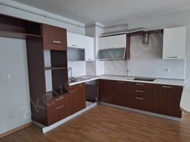Beylikdüzü Eston Reşitpaşa 3 Kısım Kiralık 2+1 Daire