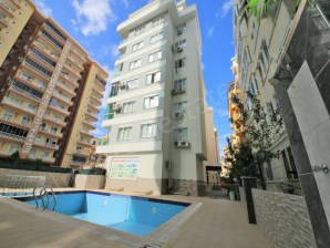 1+1 KİRALIK DAİRE MAHMUTLAR DA FULL EŞYALI HAVUZLU DENİZE 350 M MERKEZDE