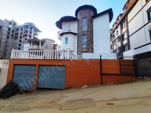 ALANYA MAHMUTLAR DA SATILIK VİLLA 5+1 250M2 FULL EŞYALI 