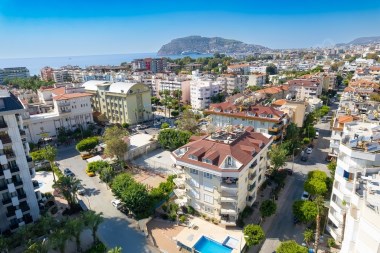 ALANYA DA SATILIK DAİRE 2+1 100M2 FULL EŞYALI DENİZE 200 M