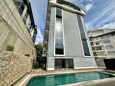ALANYA  OBA MAHALESİN DA SATILIK DAİRE  1+1 HAVUZLU YENİ BİNA 2025