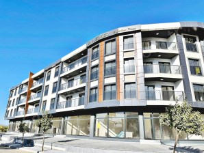 Kusadasi Davutlarda Merkezde Satılık 1+1 Site İçinde Sıfır Daire