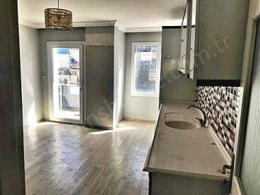 Kuşadası İkiçeşmelikte Kiralık 1+1 Boş Daire