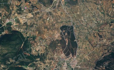 Kuşadası Çınarköyde Satılık 4.250m2 Yatırımlık Tarla