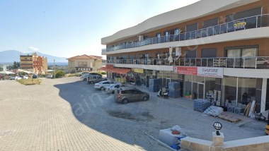 Kuşadası Kadınlardenizinde Sitede Havuzlu Bahçe Katı 2+1 Dublex