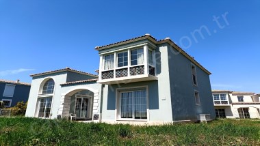 Kuşadası Yaylaköyde, Kiralık, 3+1 harika manzaralı villa...