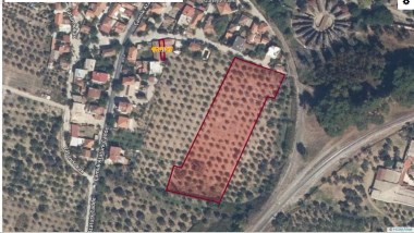 Selçuk  Çamlıkda, İmar sınırında satılık 9169 m² arazi…