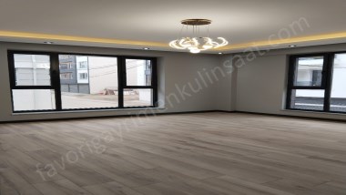 **ULTRA LÜKS KÖŞE BİNA GENİŞ FERAH FIRSAT 3+1 DAİRE **