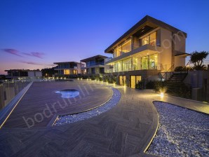 2+1 Upper Floor Sea View Private Beach Apartment in Bitez Asarlık