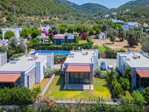 Konacıkta 3+1, Ortak Havuzlu Bahçeli Villa