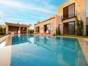 Ortakentte 4+1, Özel Havuzlu Satılık Villa