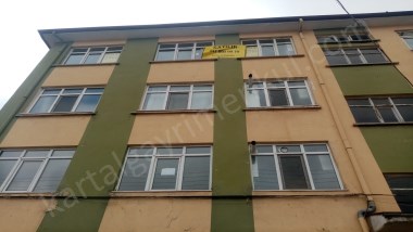 KARTALDAN  KARAASLANELMALI  MH.DE  KARAMAN  CD.ÜZERİNDE SATILIK 2+1 DAİRE