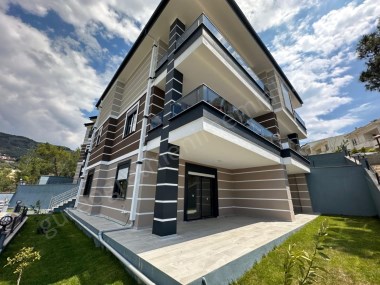 Öğretmenim Emlaktan ALTINOLUK TA SATILIK 4+2 FULL DENİZ MANZARALI VİLLA 220 m2