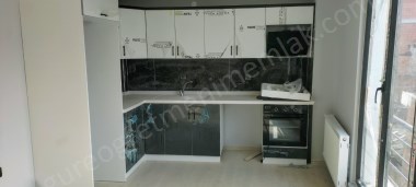 Öğretmenim Emlaktan EDREMİT Tuzcumurat da SATILIK 1+1 DAİRE Arka Cephe Doğalgazlı Kapalı Otoparklı 
