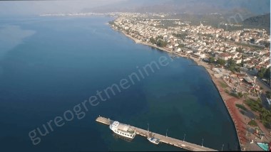 Öğretmenim Emlaktan GÜRE Cem Evi CİVARI SATILIK ARSA 650 m2 İKİ VİLLALIK % 15 İMARLI KÖŞE ARSA
