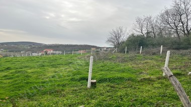 YATIRIMIN GÖZDESİ ÇAMKONAKTA TEK TAPU 1742 m² TARLA!