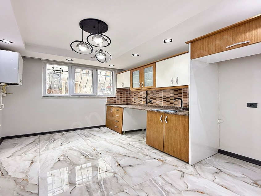 ŞAHANE YAPIDAN KIRAÇTA KIŞ BAHÇELİ 2+1 LÜKS DEKORLU SATILIK DAİRE !!!
