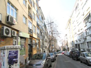 ACIBADEMDE KİRALIK DAİRE, 2+1 GENİŞ BAKIMLI BOŞ ARA KAT