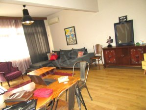 ACIBADEMDE SATILIK DAİRE, 2+1 SON KAT GENİŞ KULLANIŞLI FIRSAT DAİRE