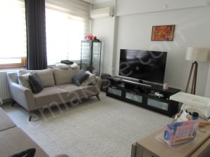 ACIBADEM DÖRTYOL YAKINI 4+1 SATILIK, BAKIMLI  CADDE ÜZERİ DUBLEKS DAİRE