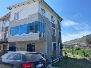 TARSSA GAYRİMENKULDEN SATILIK 3+1 SATILIK DOĞA MANZARALI DAİRE.