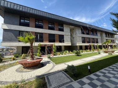  ÖZPA GAYRİMENKULden MARMARİN VİLLAS 125 M² 1.KAT 3+1 SATILIK DAİRE