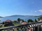 Herceg Novi Denize 200 metre mesafede  AÇIK OTOPARK HEDİYE