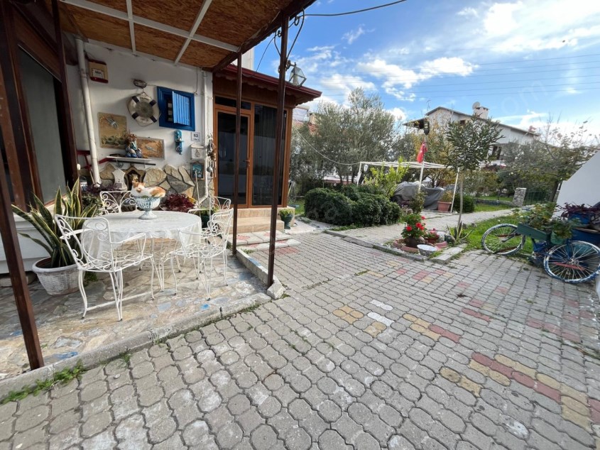 KÜÇÜKKUYU MIHLIDA EŞSİZ DENİZ MANZARALI VİLLA