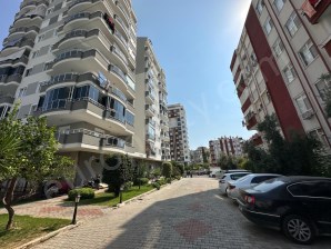 Alanya Mahmutlarda Site İçerisinde 3+1 145M² Daire