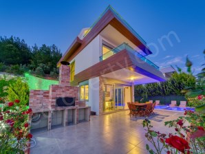 Europerty Homestan Alanya Bektaşta 5+1 Triplex Villa