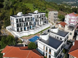 Tivatta muhteşem gün batımı manzaralı daire