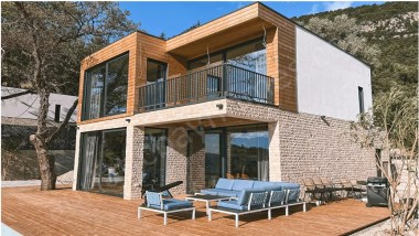 Deniz manzaralı özel villa