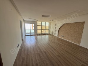 Elit Sitede   155 m²   3+1   2 Banyolu Kapalı Mutfaklı  Havuzlu Lüks Daire