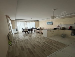 🌴 Oturmuş Sitede, Havuzlu, Keyifli 2+1 Kiralık Daire