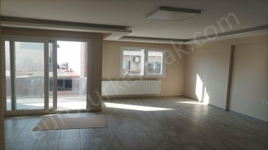 🏡 GENİŞ & MERKEZİ KONUMDA 3+2 DAİRE
