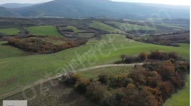 AT ÇİFTLiGi VE YATIRIMA UYGUN TOPLAM 85.441 m2 ARAZİ