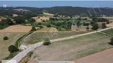 Hacıali satılık arazi 8.400 m2 yola cephe