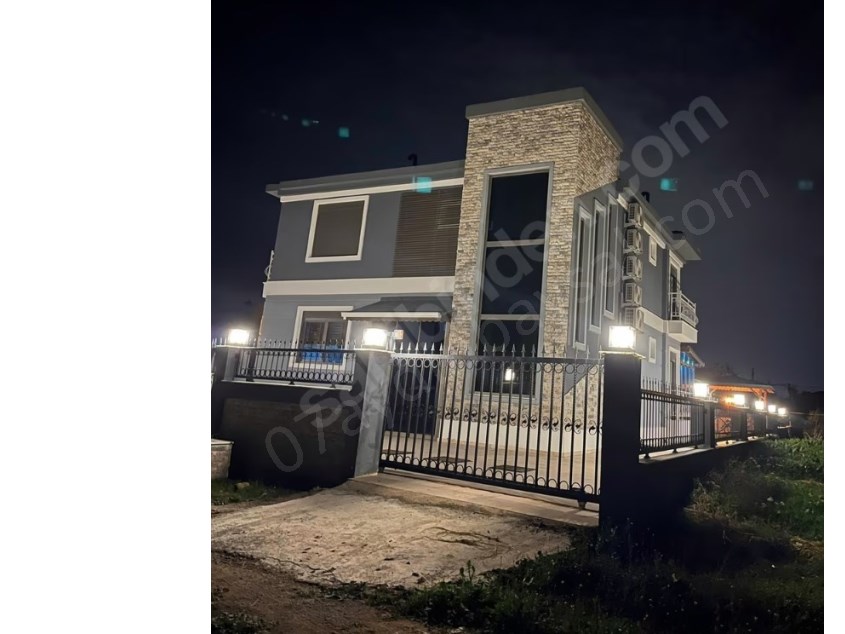 ANTALYA DÖŞEMEALTI MOBİLYALI EŞYALI VİLLA