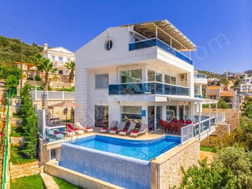 ANTALYA KAŞ KALKAN EŞYALI VİLLA