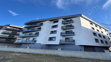 Ergenekon da satılık 3+1 125 m2 yerden ısıtmalı daire 