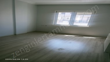 CUMHURİYET CADDESİNDE SATILIK 3+1 DAİRE 