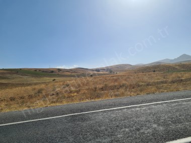 AKTAŞ DEVLETTE  ULUAĞAÇ YOLUNDA 460 M2 SATILIK ARSA 