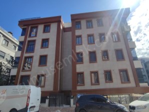 BAHÇELİEVLER AKA KOLEJİ KARŞISI 2.KAT 3+1 İSKANLI SIFIR DAİRE