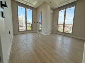 BAHÇELİEVLER ADNAN KAHVECİ BULVARI YAKINI YENİ SIFIR  5+2 DUBLEKS 220 M2