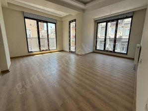 BAHÇELİEVLER BASIN SİTESİ MİGROS YAKINI 4.KAT 105 M2 KÖŞE BİNA 2+1