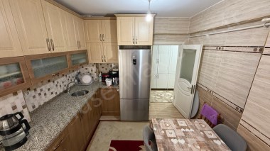 BAHÇELİEVLER BASIN SİTESİ MİGROS ARKASI DÜZ GİRİŞ  3+1 SATILIK DAİRE