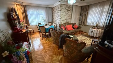 BAHÇELİEVLER BASIN SİTESİ MİGROSA YAKIN EŞYALI 4 KAT 2+1