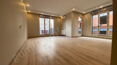 BAHÇELİEVLER MERKEZDE SIFIR K.OTOPARKLI 1.KAT 3+1 DAİRE